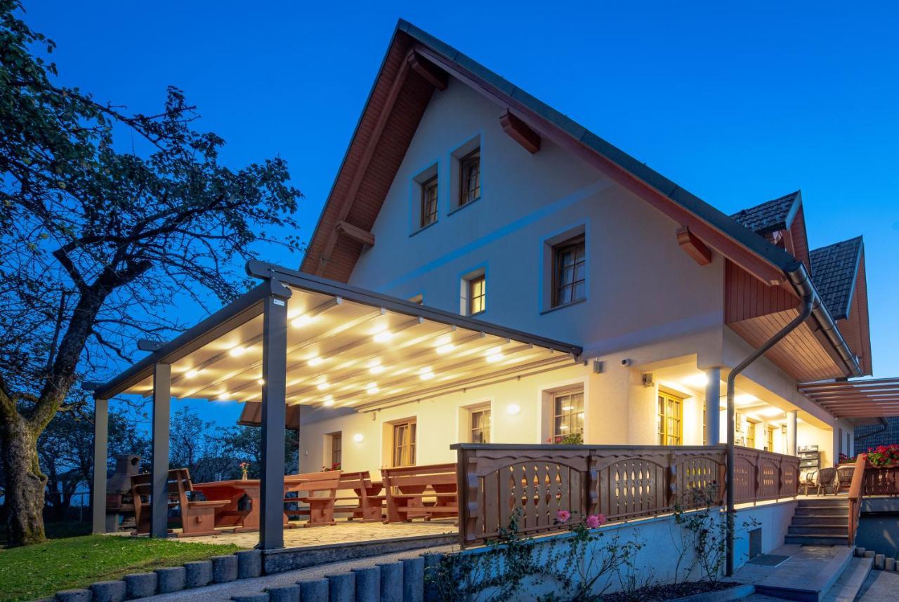 Boutique Hotel Loka Skofja Loka ภายนอก รูปภาพ